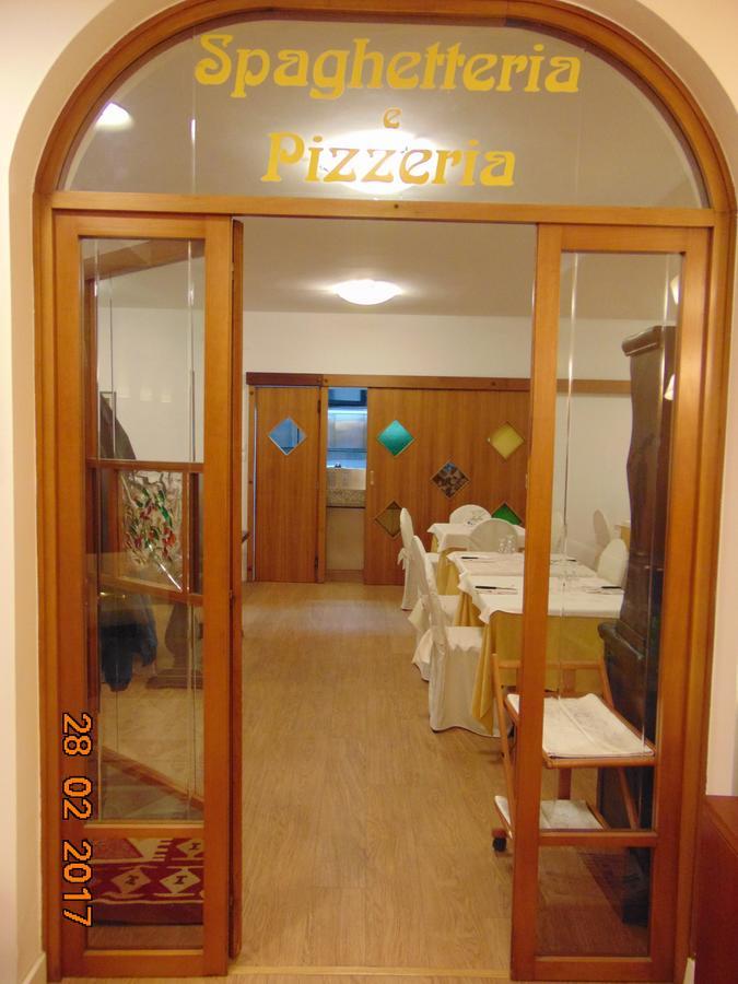 Hotel Mazzocchetti Citta Sant'Angelo Exterior photo